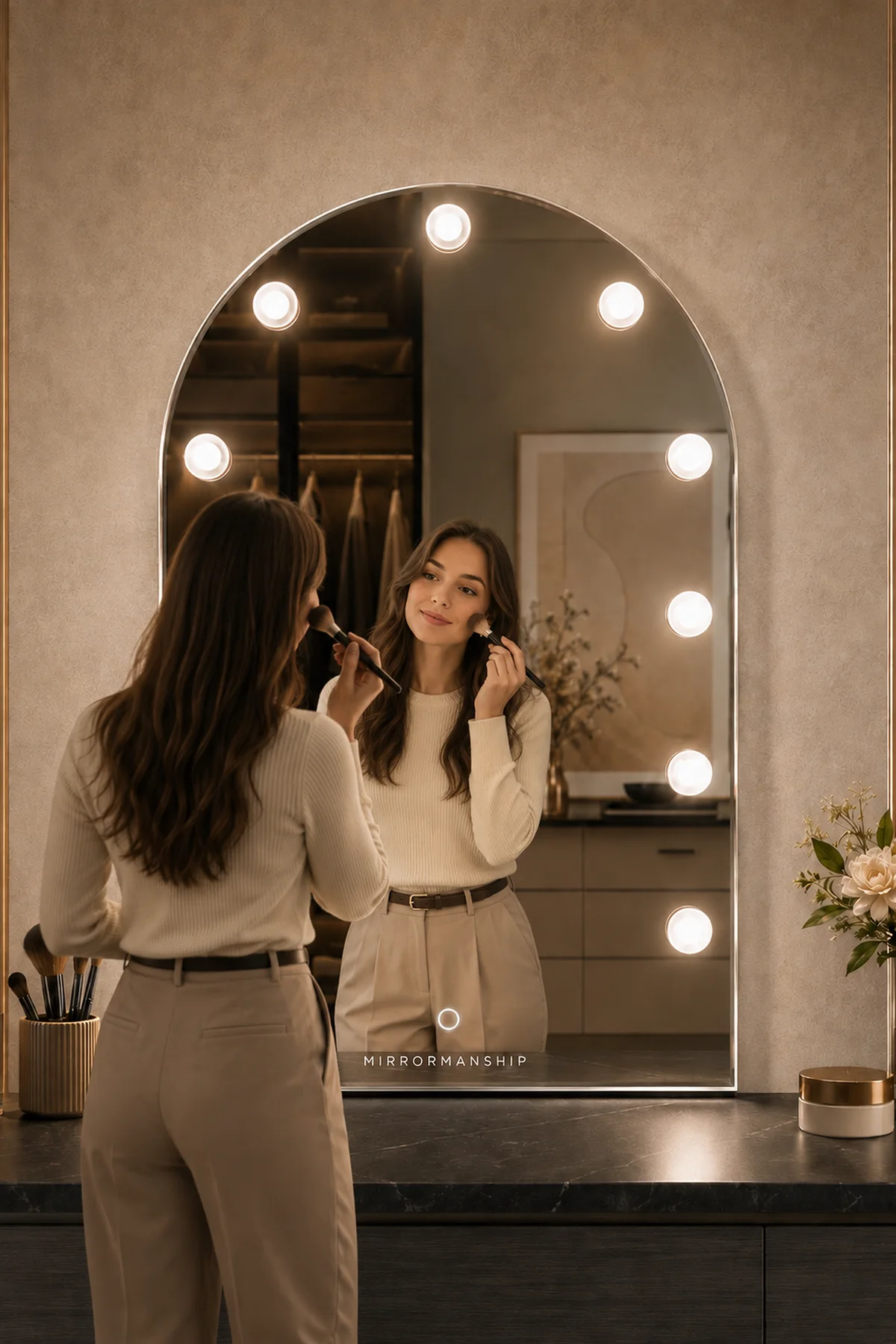 Hollywood Dressing Arch